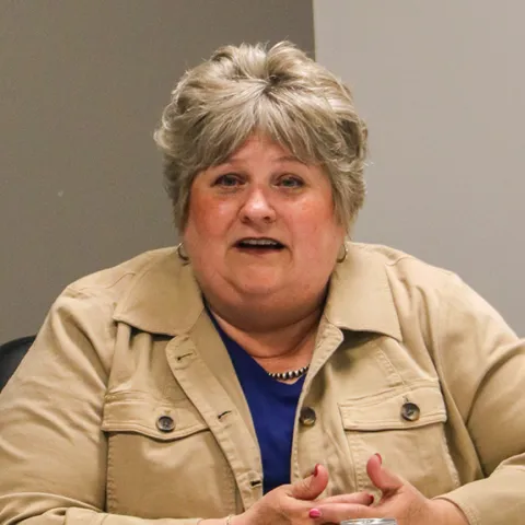 Headshot of Gail Donkers