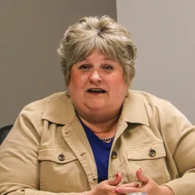 Headshot of Gail Donkers